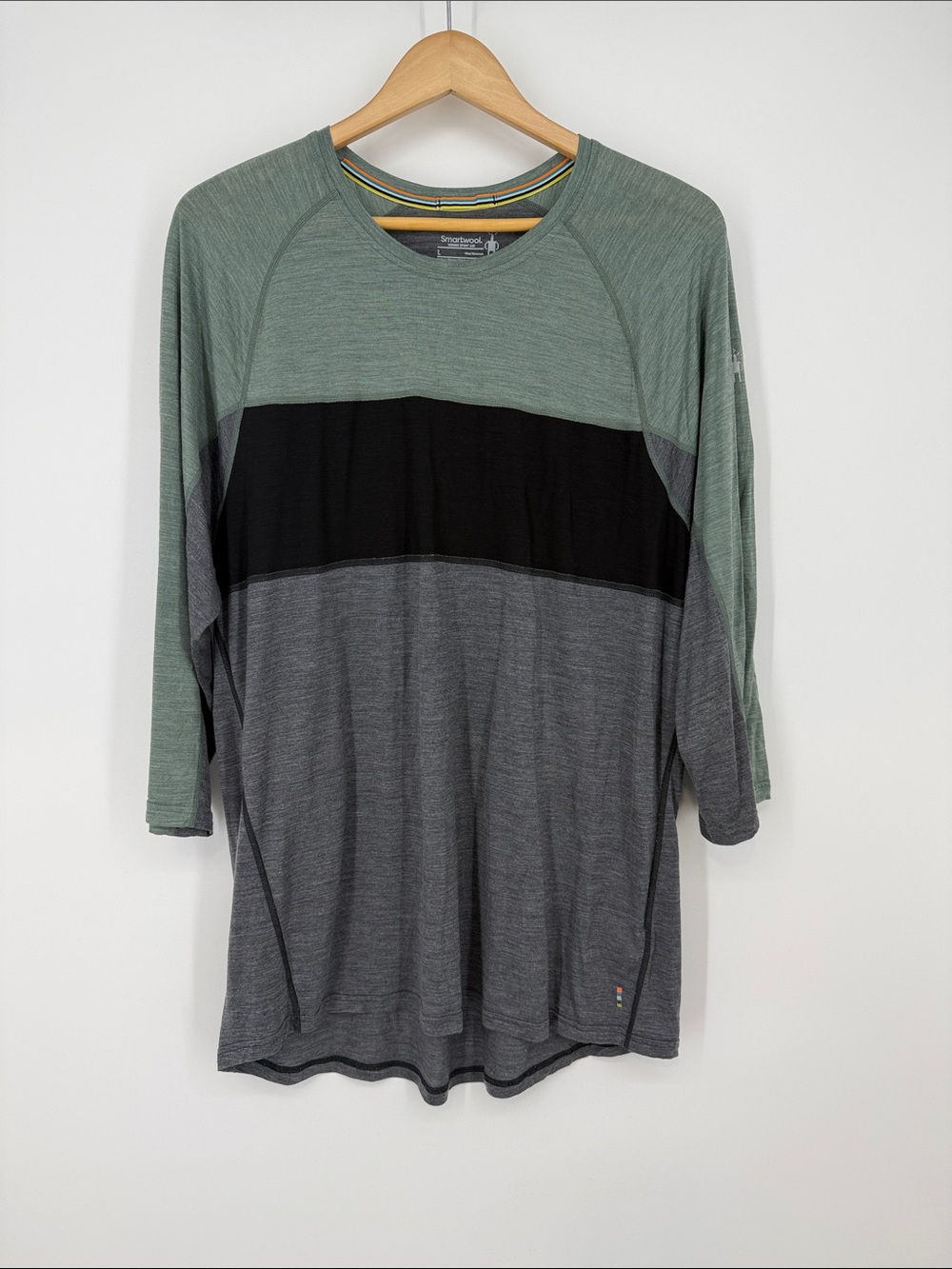 Smartwool Men's Merino Sport 120 Crew with Multicolor Stripe Trim